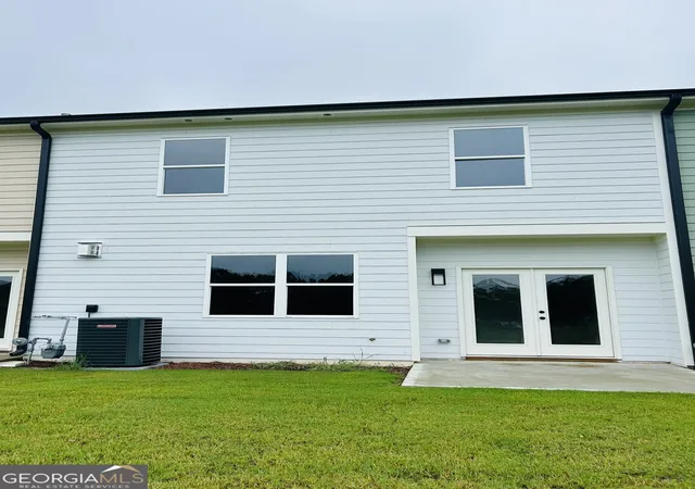 2nd image of 19 Crest Dr #2, Hartwell, GA 30643 | MLS# 10760380