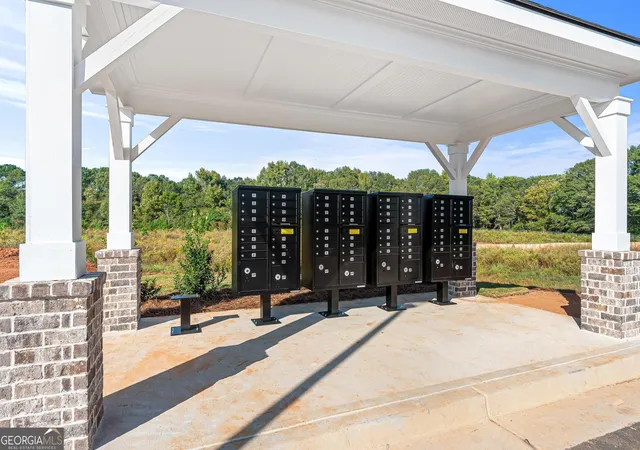 5th image of 19 Crest Dr #2, Hartwell, GA 30643 | MLS# 10760380