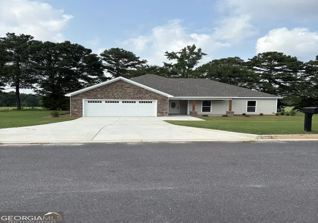1st image of 1204 22nd Pl, Valley, AL 36854 | MLS# 10818004