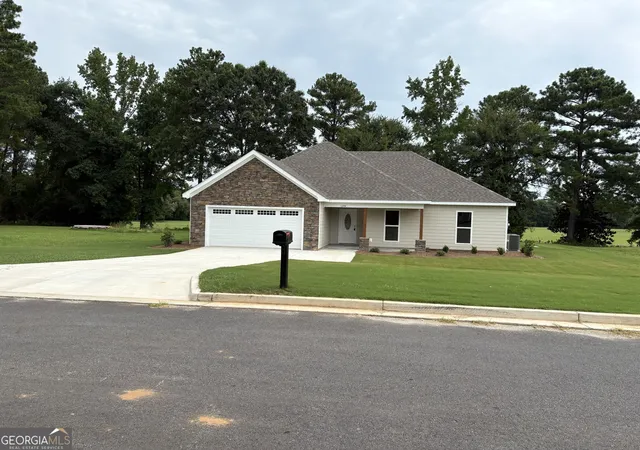 4th image of 1204 22Nd Pl, Valley, AL 36854 | MLS# 10818004