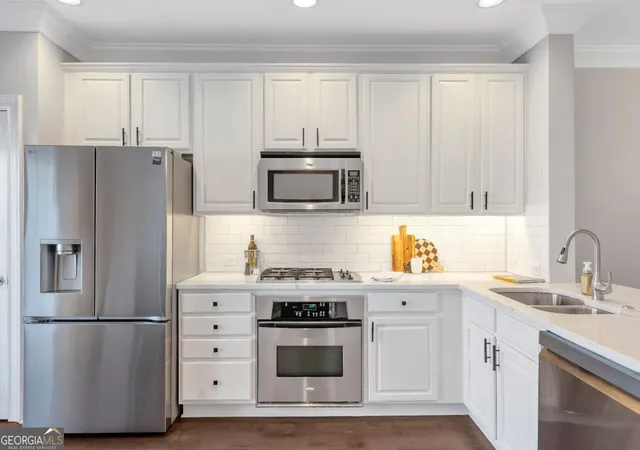 Photo 3 of Townhouse for sale at 847 Perennial Dr #97, Sandy Springs, GA 30328 | MLS# 10596883 | Listing updated on 2025-12-12