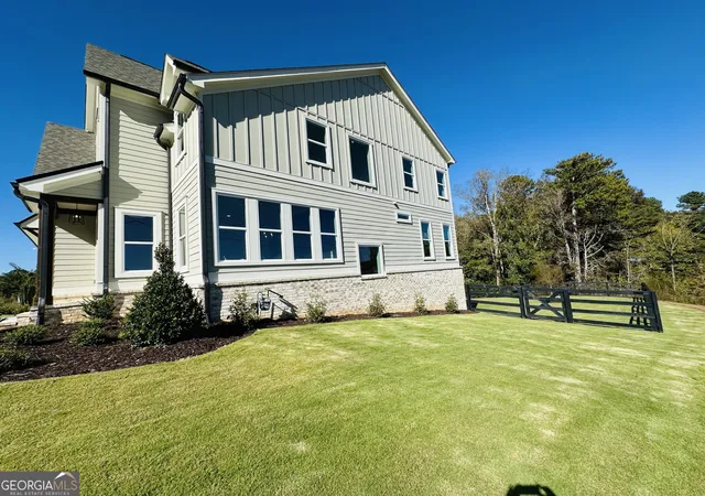 Photo 2 of Single family home for sale at 3310 Hillshire Dr, Cumming, GA 30028 | MLS# 10778155 | Listing updated on 2026-09-18