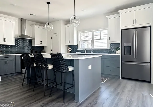 Photo 2 of Townhouse for sale at 3308 Stillwood Ln, Hapeville, GA 30354 | MLS# 10723679 | Listing updated on 2026-10-24