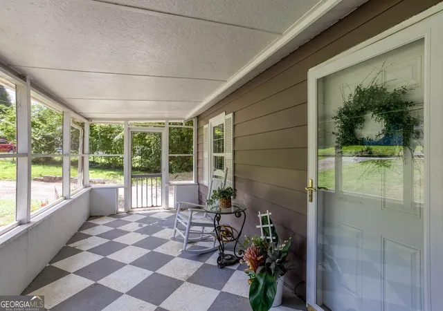 Photo 3 of Single family home for sale at 2880 Hall Dr, Smyrna, GA 30082 | MLS# 10810230 | Listing updated on 2026-09-03