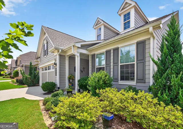 Homes for sale in Peachtree City, GA | 510 Cottonwood Cir, Peachtree City, GA 30269 | MLS# 10800869