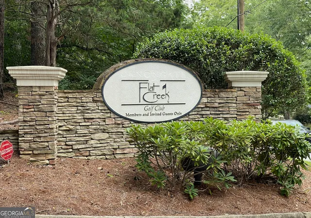 Homes for sale in Peachtree City, GA | 505 Pine Cir, Peachtree City, GA 30269 | MLS# 10759061