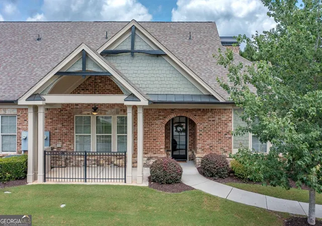 2nd image of 62 Cedarcrest Village Ct, Acworth, GA 30101 | MLS# 10788623