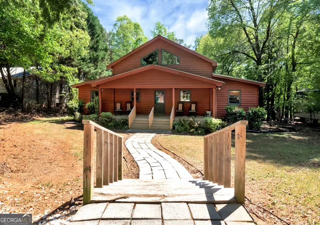 1st image of 142 Hugh Dorsey Rd, Hartwell, GA 30643 | MLS# 10735823