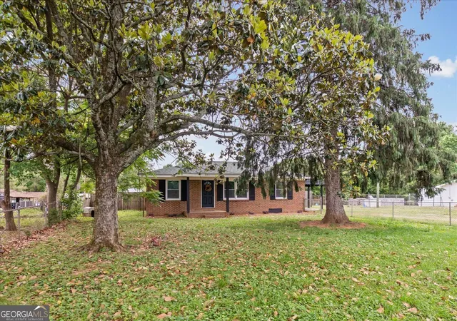 3rd image of 893 Gadsden Rd Sw, Cave Spring, GA 30124 | MLS# 10759677