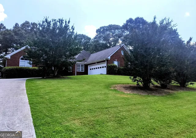 2nd image of 125 Clear Spring Ln, Oxford, GA 30054 | MLS# 10794416