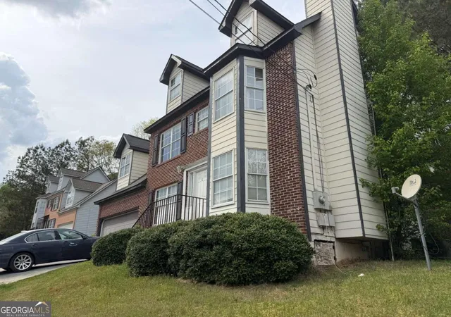 3rd image of 1200 Justin Ln, Lithonia, GA 30058 | MLS# 10790532