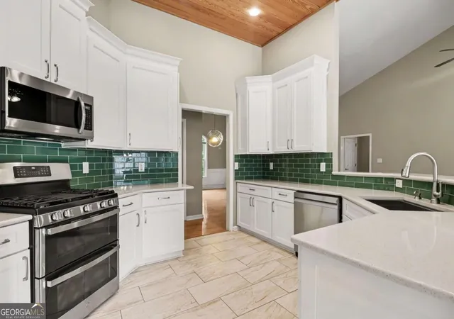 3rd image of 2531 Apalachee Run Wy, Dacula, GA 30019 | MLS# 10823297