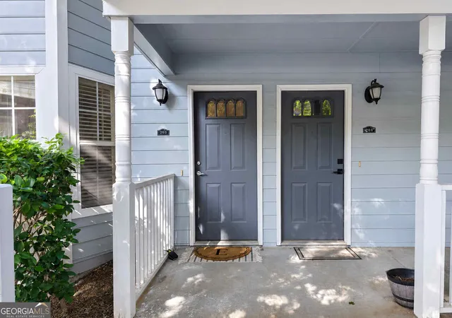 2nd image of 3940 Riverlook Pkwy Se #203, Marietta, GA 30067 | MLS# 10820040