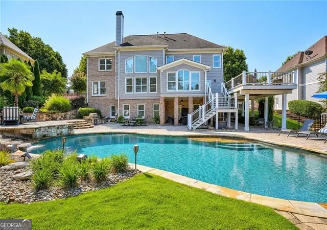 Photo 2 of Mansion for sale at 1043 Meadow Club Ct, Suwanee, GA 30024 | MLS# 10827650 | Listing updated on 2026-09-15