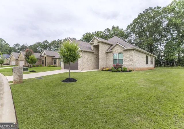 Photo 3 of Single family home for sale at 504 Clifton Rd, Perry, GA 31069 | MLS# 10793429 | Listing updated on 2026-08-20