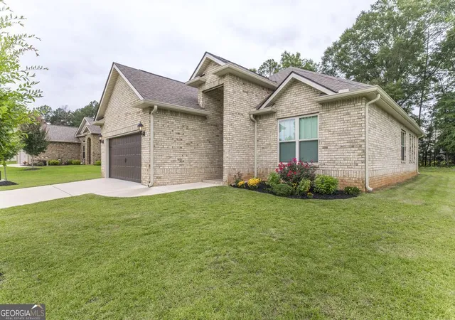 Photo 4 of Single family home for sale at 504 Clifton Rd, Perry, GA 31069 | MLS# 10793429 | Listing updated on 2026-08-20