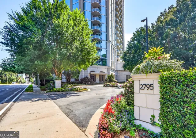 Photo 1 of Sale Pending at 2795 Peachtree Rd Ne #802, Atlanta, GA 30305 | MLS# 10828276 | Listing updated on 2026-10-01