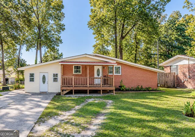 Photo 1 of Single family home for sale at 317 Sparta St, Warner Robins, GA 31088 | MLS# 10878945 | Listing updated on 2026-10-28