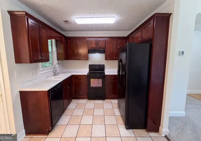 2nd image of 225 Berkshire Pass, Covington, GA 30016 | MLS# 10827562