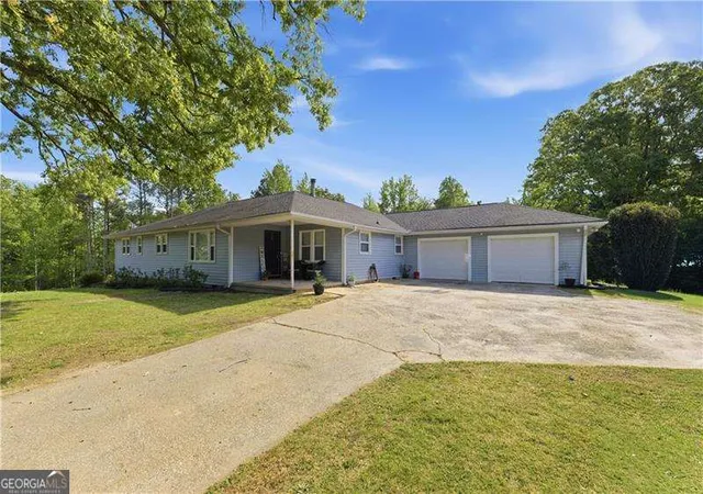 2nd image of 645 Clyde Cole Rd, Dallas, GA 30157 | MLS# 10811238