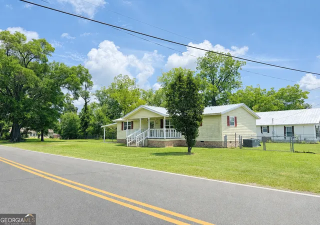 Homes for sale in Abbeville, GA | 207 Depot St N, Abbeville, GA 31001 | MLS# 10802859