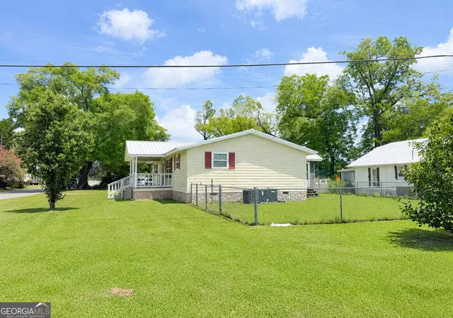 Homes for sale in Abbeville, GA | 207 Depot St N, Abbeville, GA 31001 | MLS# 10802859