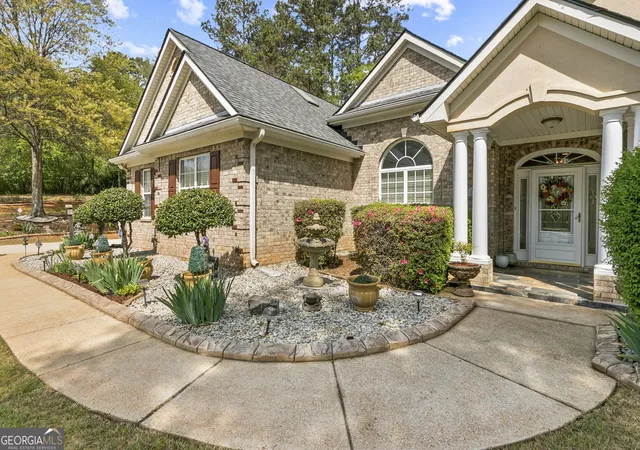 3rd image of 1210 Sumter Ct, Mcdonough, GA 30252 | MLS# 10734342