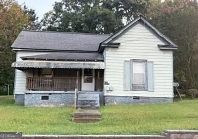 1st image of 48 Martin Luther King Jr Dr, Newnan, GA 30263 | MLS# 10831536