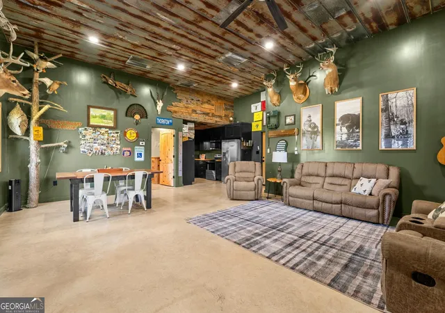 Photo 3 of Sale Pending at 568 Brandenburg Rd, Franklin, GA 30217 | MLS# 10825640 | Listing updated on 2026-08-17
