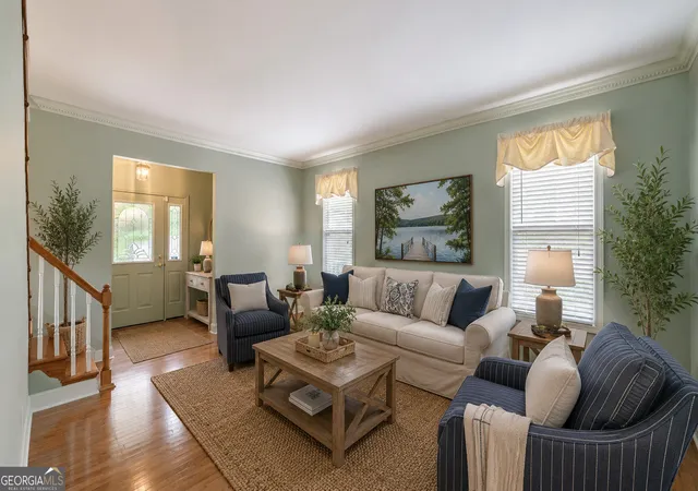 Photo 3 of Single family home for sale at 371 Shorewood Cir, Toccoa, GA 30577 | MLS# 10760157 | Listing updated on 2026-10-28