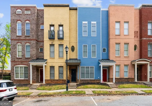 Townhouse for sale at 741 Liberty Commons Dr Nw, Atlanta, GA 30314 | MLS# 10726923