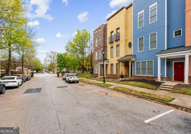 Photo 2 of Townhouse for sale at 741 Liberty Commons Dr Nw, Atlanta, GA 30314 | MLS# 10726923 | Listing updated on 2026-08-23