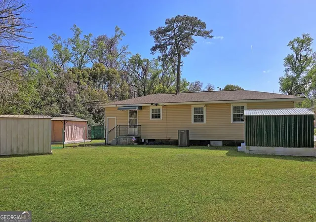 Photo 36 of Single family home for sale at 2444 E 39th Street, Savannah, GA 31404 | MLS# 10713385 | Listing updated on 2026-08-03