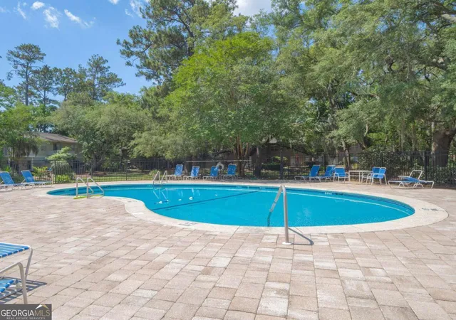 2nd image of 800 Mallery St, St. Simons, GA 31522