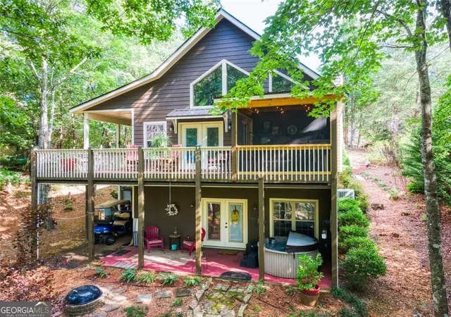 Photo 4 of Single family home for sale at 925 Zeppelin Strasse, Helen, GA 30545 | MLS# 10806010 | Listing updated on 2026-09-21
