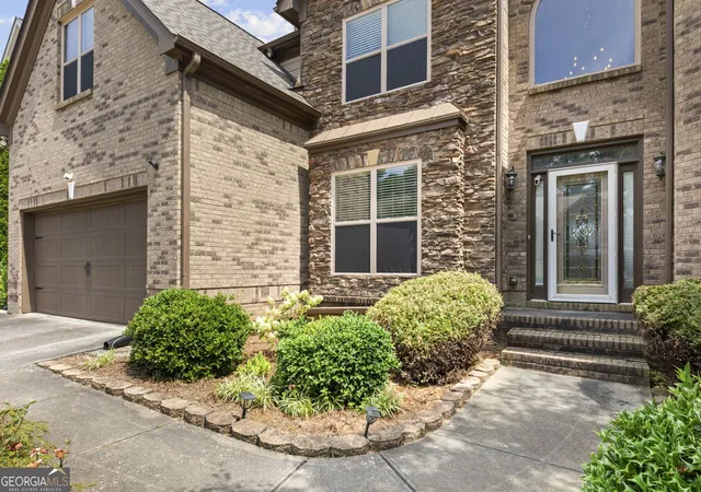 Photo 3 of Single family home for sale at 2971 Mccannon Mill Dr, Dacula, GA 30019 | MLS# 10835886 | Listing updated on 2026-09-12