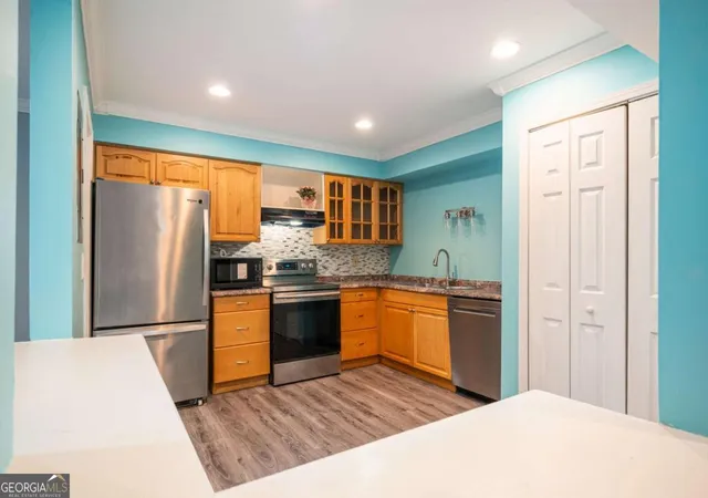 4th image of 6520 Roswell Rd, Sandy Springs, GA 30328