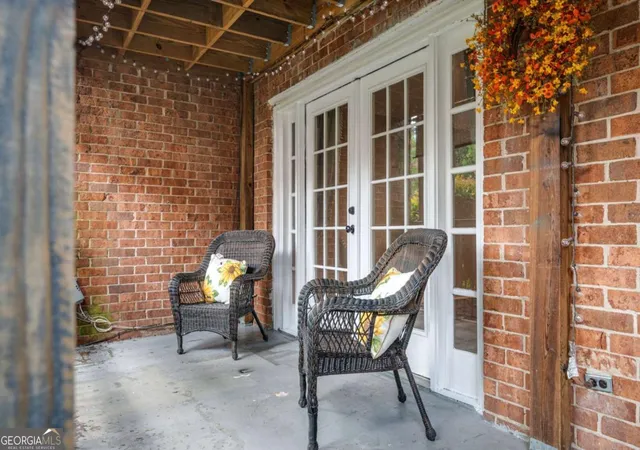 5th image of 6520 Roswell Rd, Sandy Springs, GA 30328