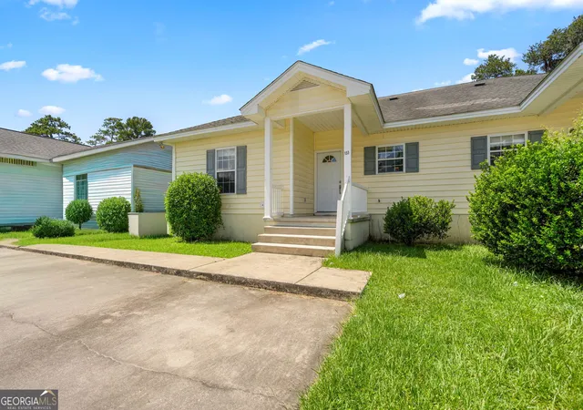 2nd image of 157/159 Drew Cir, Brunswick, GA 31525 | MLS# 10816880