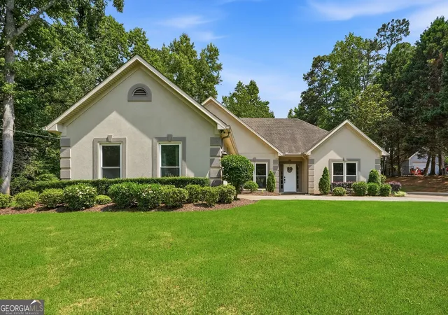Photo 2 of Single family home for sale at 5804 County Ct, Buford, GA 30518 | MLS# 10783222 | Listing updated on 2026-08-29