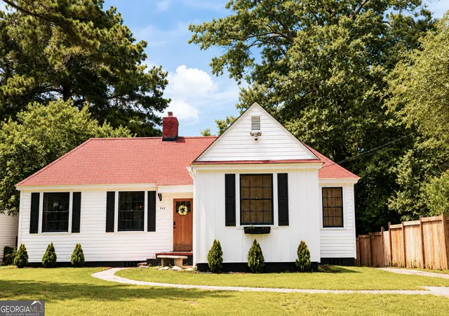 2nd image of 342 Rogers Ave, Macon, GA 31204 | MLS# 10831662