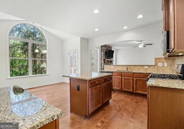 5th image of 4010 Village Estates Ct, Cumming, GA 30040 | MLS# 10819808