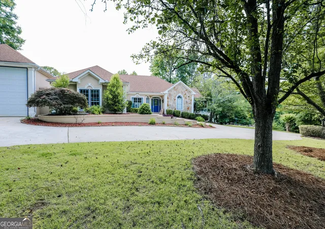 2nd image of 7404 Golfers Pt, Villa Rica, GA 30180 | MLS# 10739460