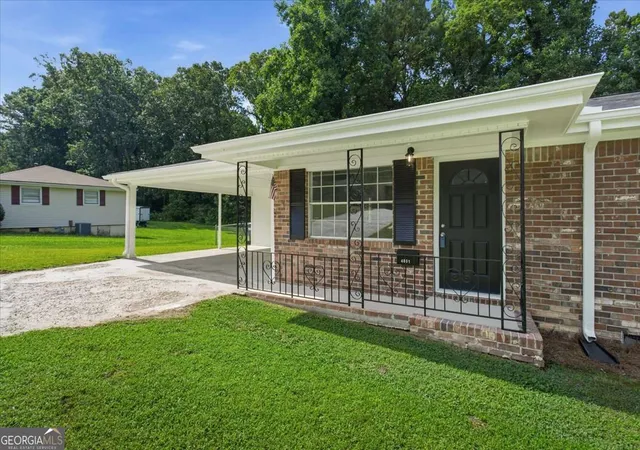 2nd image of 4861 Shady Rest Dr, Powder Springs, GA 30127 | MLS# 10801063
