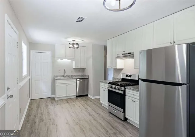 5th image of 4861 Shady Rest Dr, Powder Springs, GA 30127 | MLS# 10801063