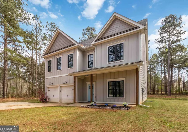 Single family home for sale at 4070 Highway 81 E, Mcdonough, GA 30252 | MLS# 10719073