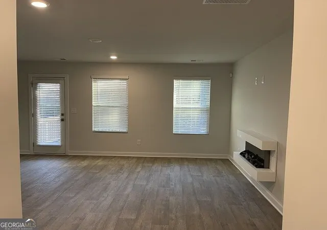 Photo 3 of Single family home for sale at 416 Sweetwood Ct, Lagrange, GA 30241 | MLS# 10828350 | Listing updated on 2026-08-18