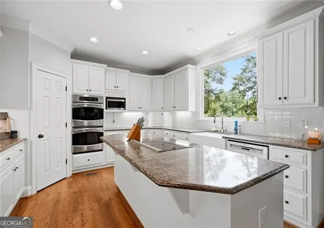 Photo 3 of Sale Pending at 990 Bramlett Shoals Rd, Lawrenceville, GA 30045 | MLS# 10814814 | Listing updated on 2026-08-27