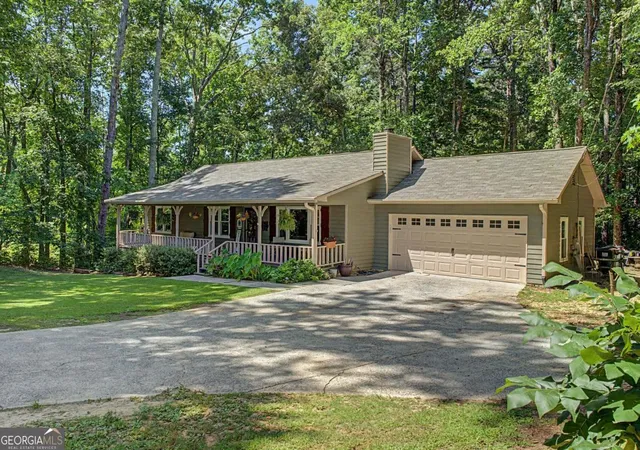 Photo 3 of Single family home for sale at 465 Harmony Grv Church Rd, Acworth, GA 30101 | MLS# 10811052 | Listing updated on 2026-09-12