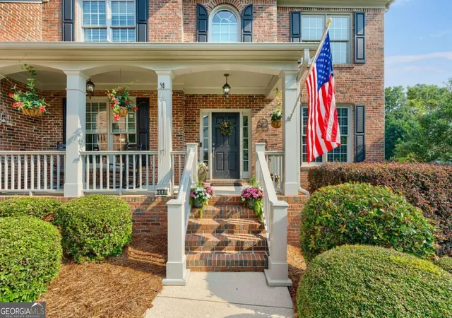 Photo 3 of Single family home for sale at 5680 Cascade Trl, Cumming, GA 30040 | MLS# 10816464 | Listing updated on 2026-09-17